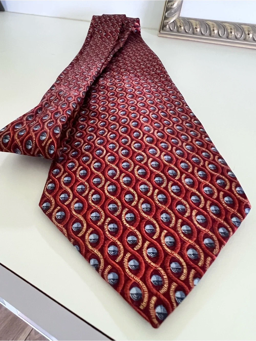 Premium Ermenegildo Zegna Men’s 100% Silk Necktie, Made In Italy, power Color.